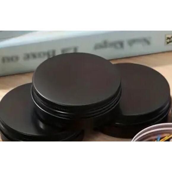 Valor Beard & Mustache Balm by Exfolia Essence 3.38oz Round Tin - Picture 3 of 4